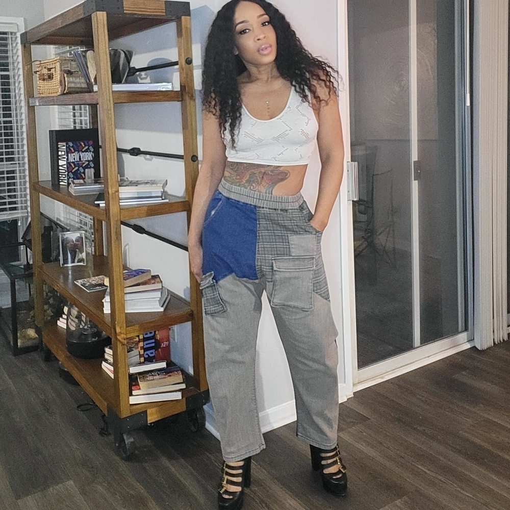 NWT Jeans - Picture 2 of 5